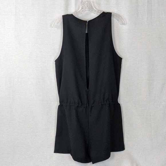 SAM & LAVI ROMPER - Picture 5 of 9